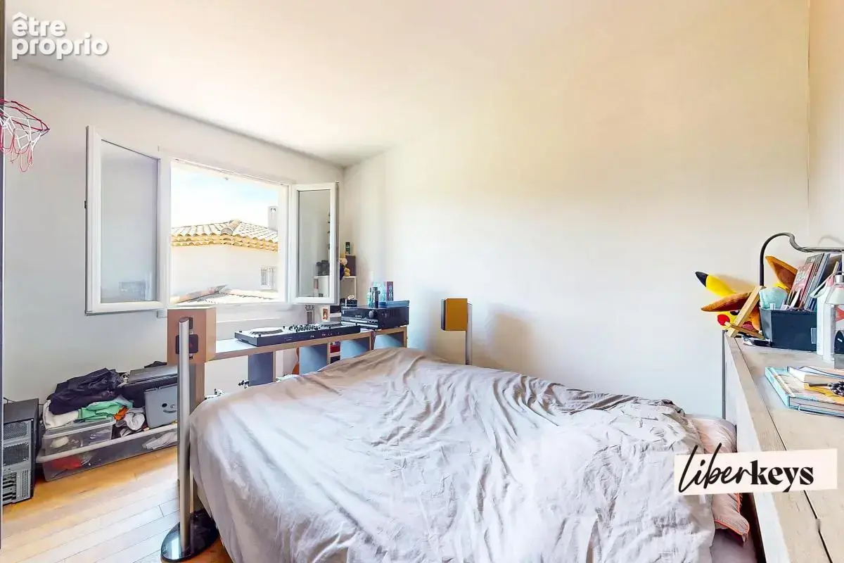 La Ciotat Maison d’exception 110 m² • Piscine • Terrasse plein soleil • 2 parkings + garage - photo 11