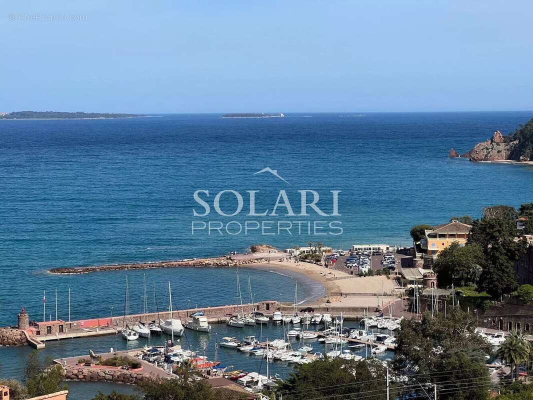 Maison à THEOULE-SUR-MER