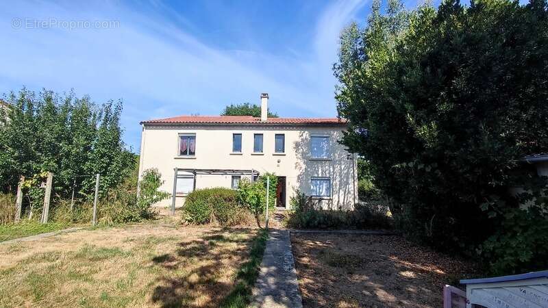 Maison à CHICHE