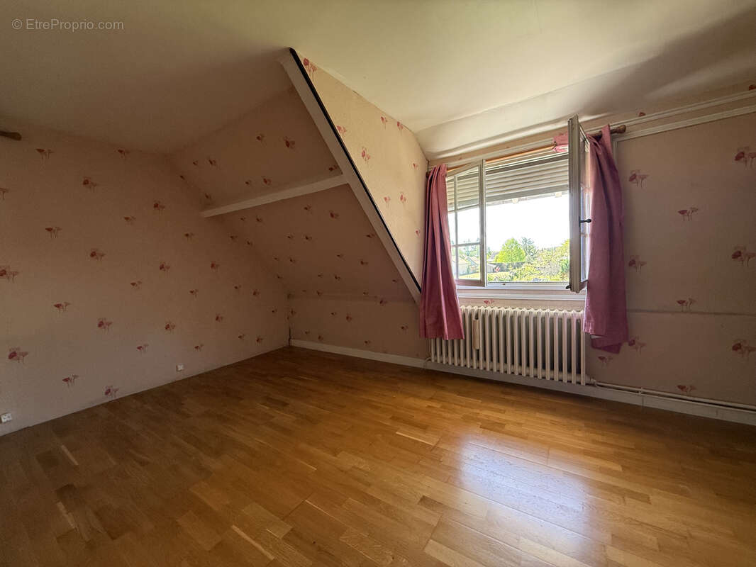 Maison à LA FERTE-IMBAULT
