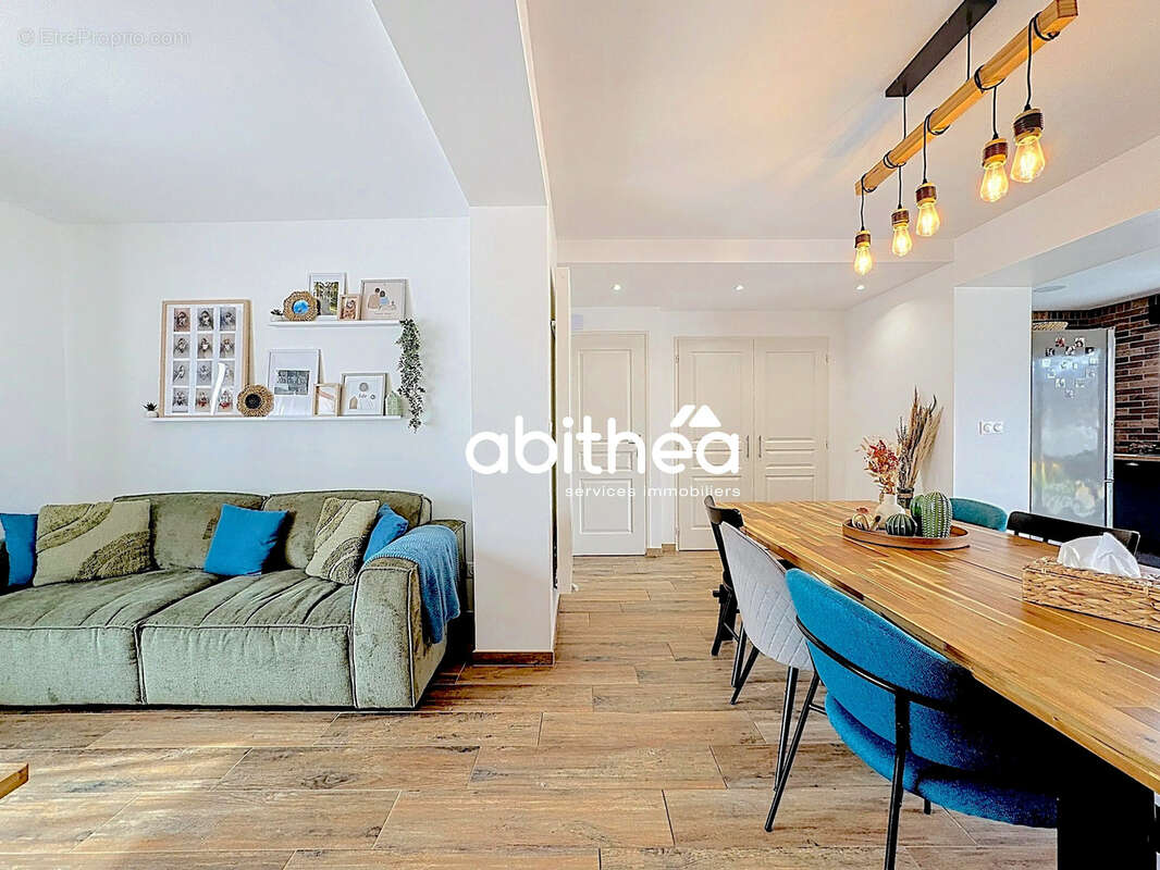 Maison à NEUVILLE-SAINT-REMY