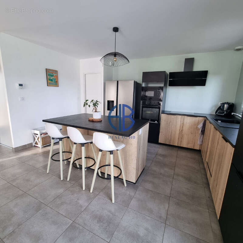 Maison à SAINT-JEAN-DE-SOUDAIN