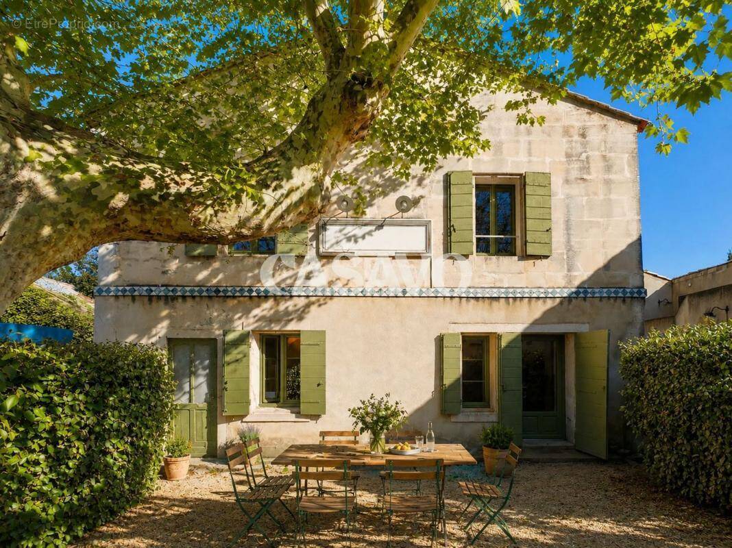 Maison à MAUSSANE-LES-ALPILLES