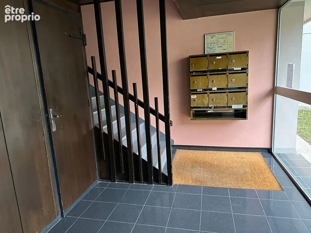 garage fermé, sous sol sécurisé, résidence étudiante les remparts 22000€ FAI - photo 7