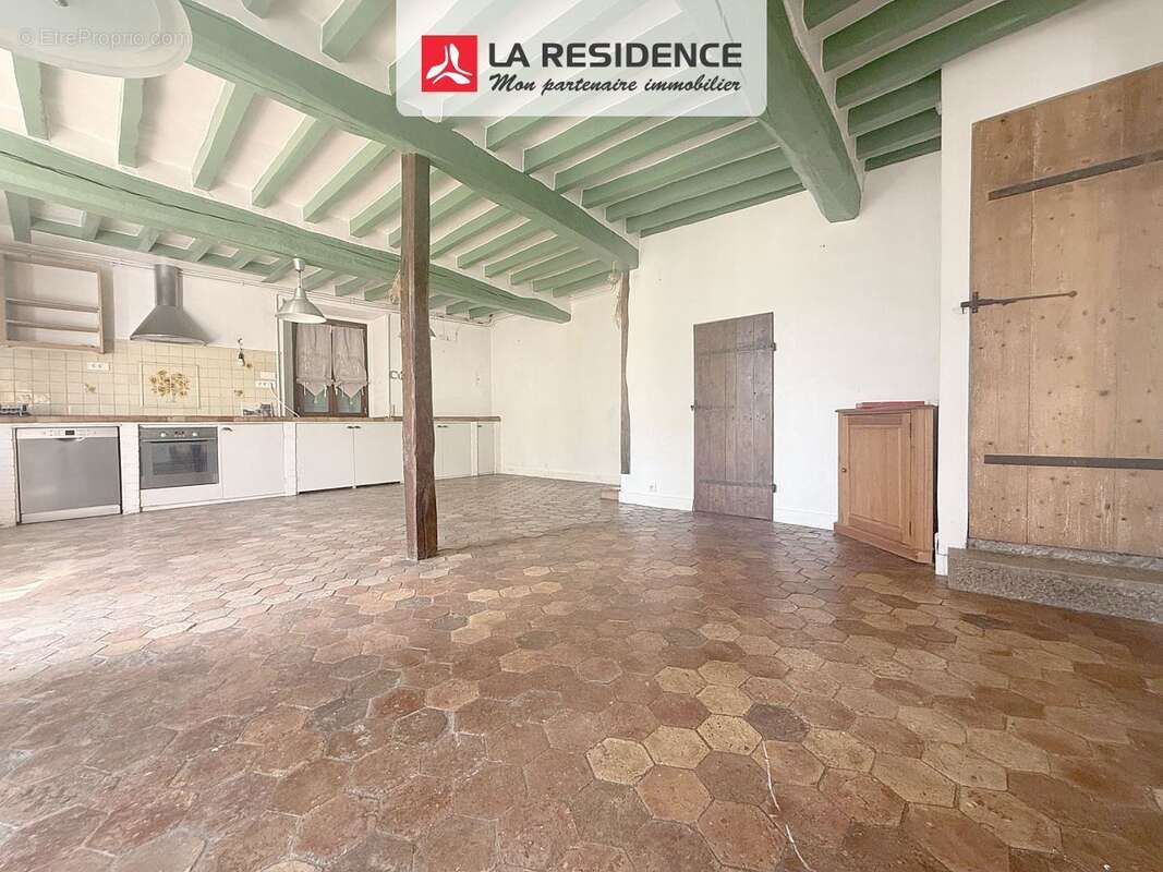 Maison à BONNIERES-SUR-SEINE