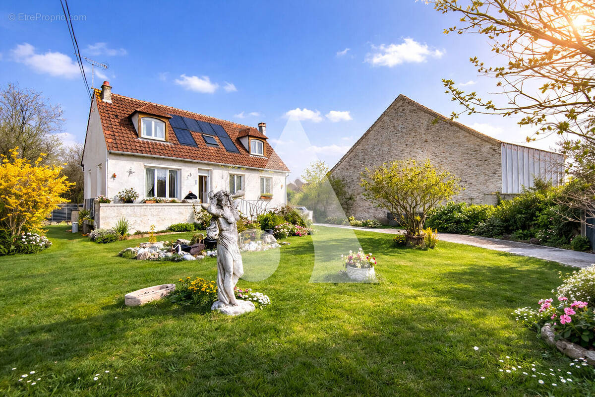 Maison à AMILLIS