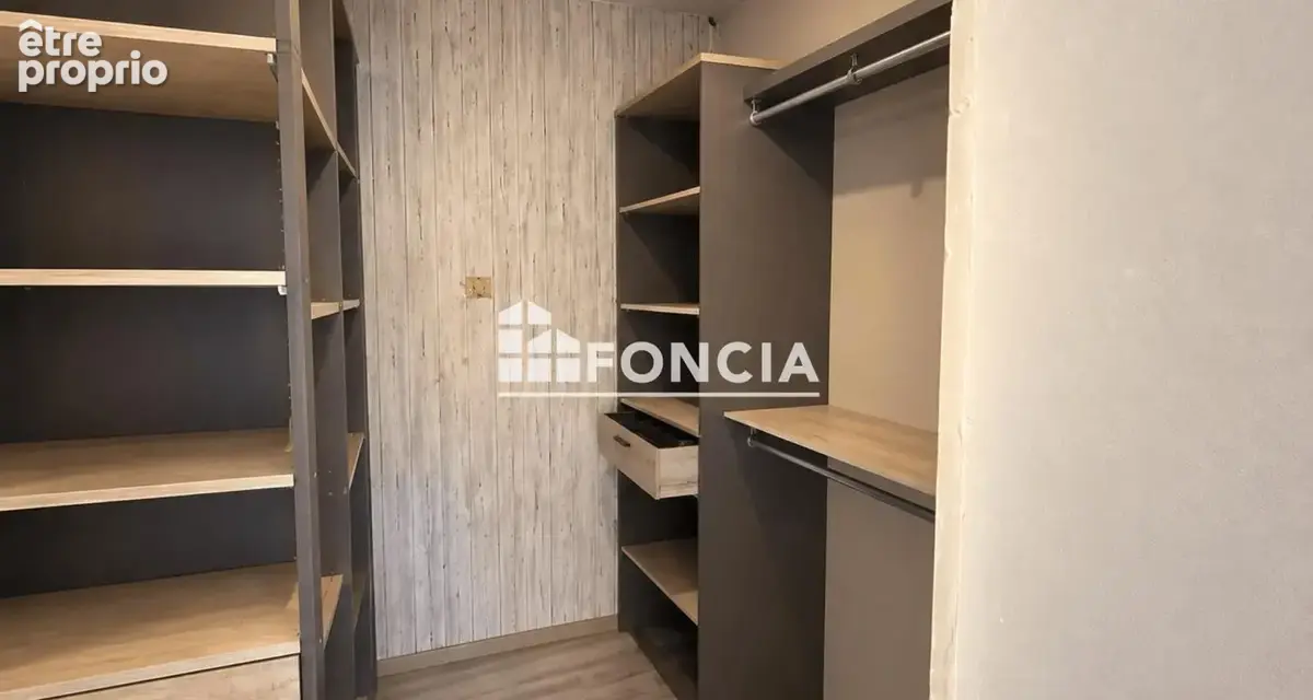 Duplex – 3 chambres – Lumineux – Beaux volumes  – Coeur de ville – Stationnement gratuit - photo 6