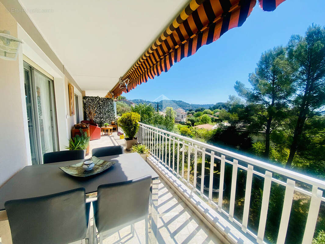 Appartement à LE CANNET