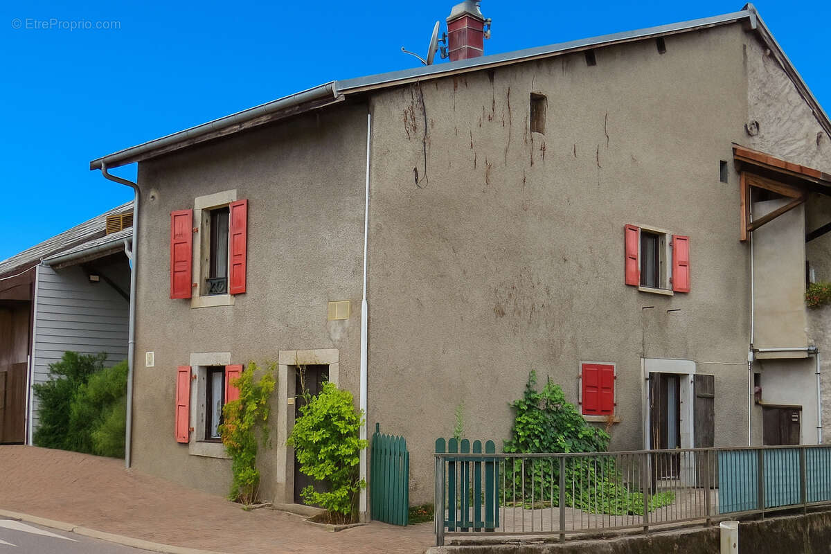 Maison à MARGENCEL