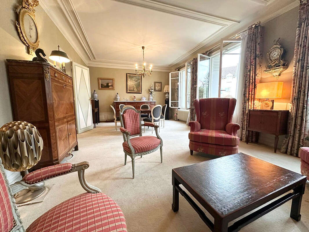 Maison à MAISONS-LAFFITTE