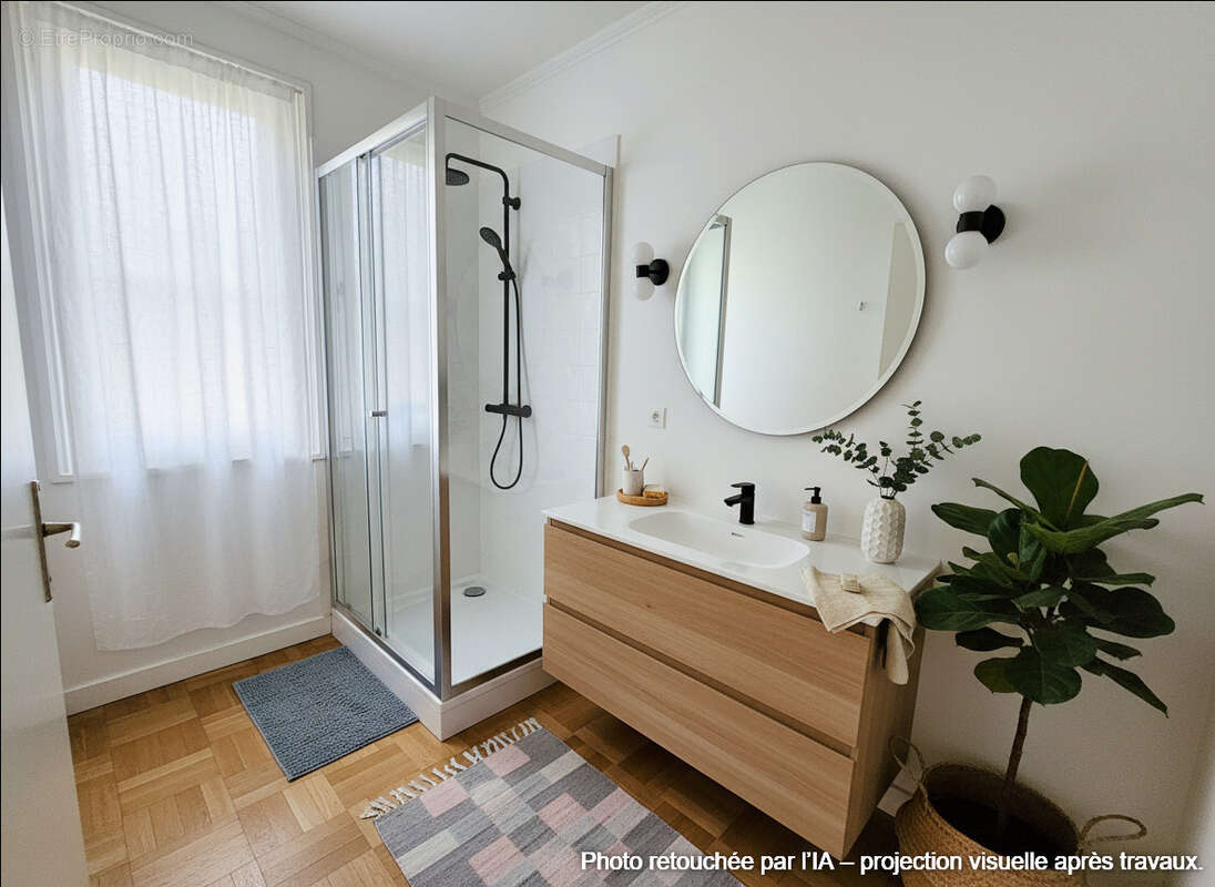 Maison à FONTAINE-LA-GUYON