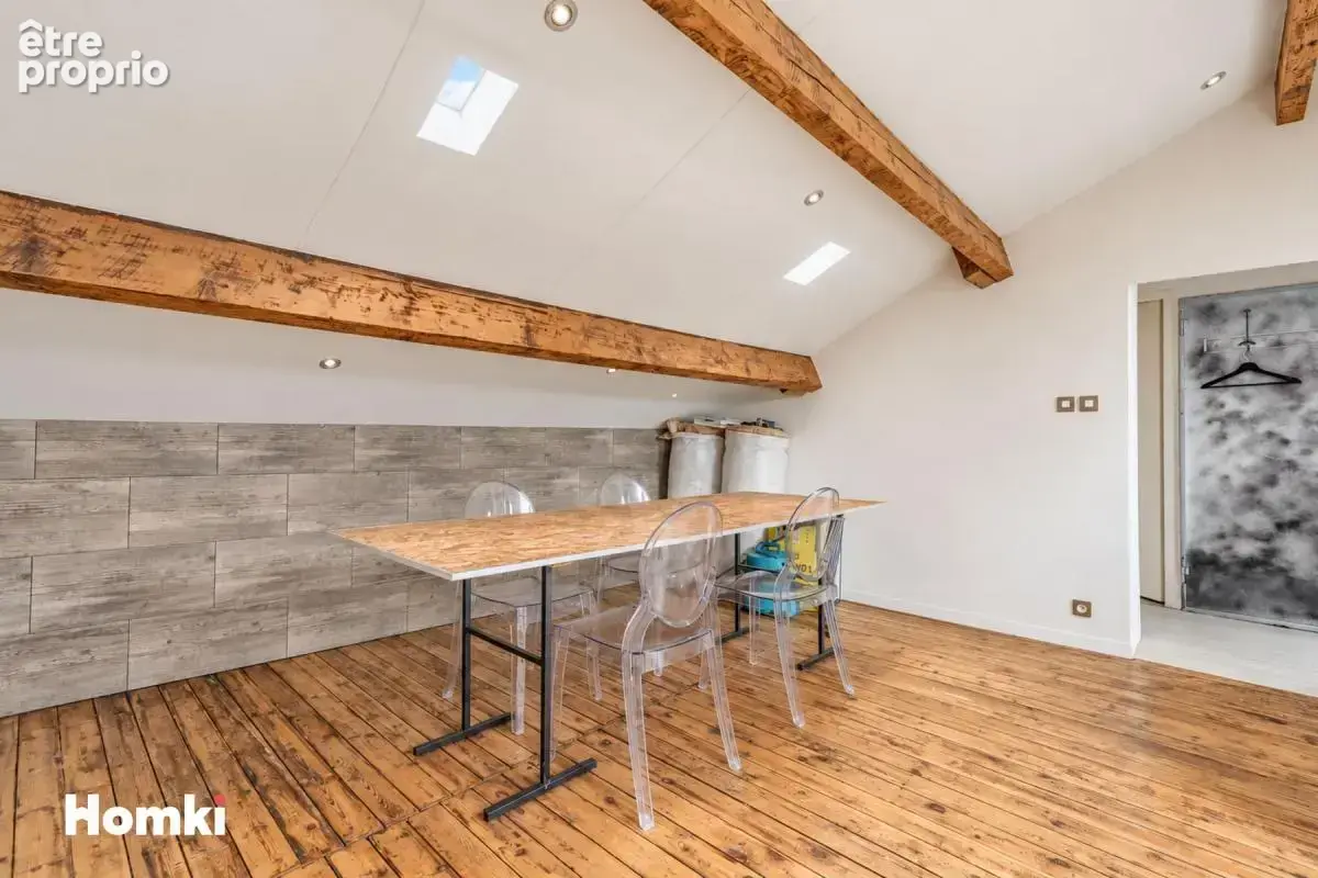 Appartement T3 de 84,94 m² à Bagnols-sur-Cèze 30200, Avenue Général de Gaulle - photo 2