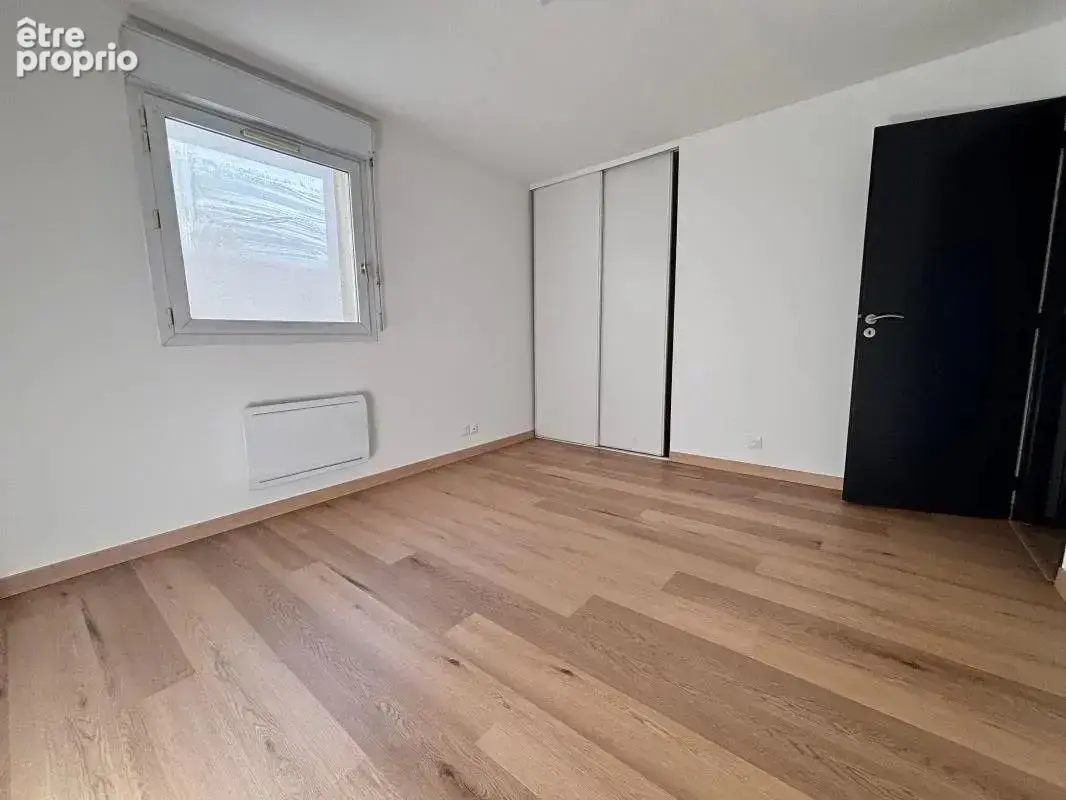 Duplex en dernier étage avec terrasse et parking boxé - photo 4
