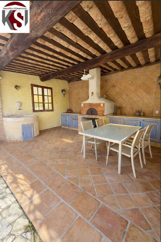 Villa t6 avec jardin clos garage atelier terrasse cuisine d'été salle de sport et piscine - photo 3