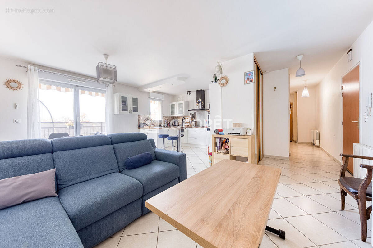 Appartement à PONTAULT-COMBAULT