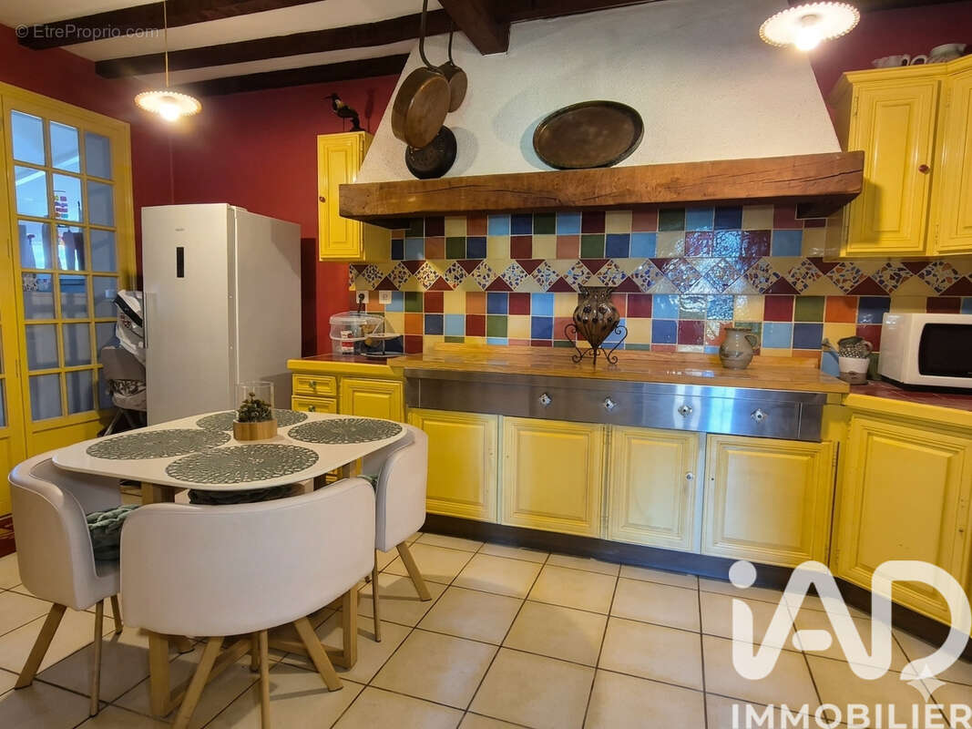 Maison 392 m² à Grand-Laviers  - photo 7