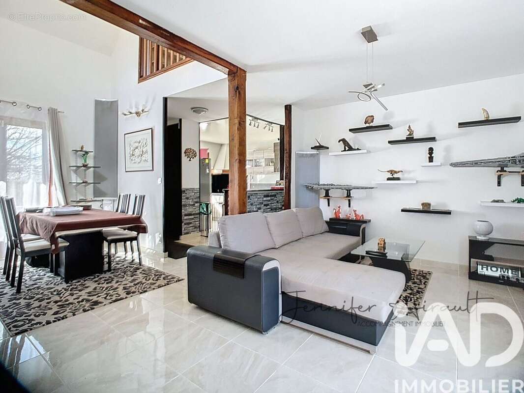 Photo 3 - Maison à DONNEMARIE-DONTILLY