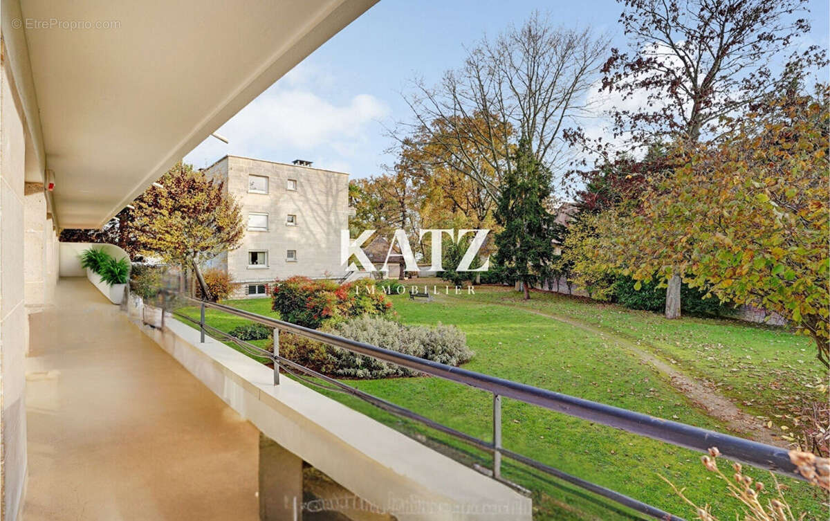 Appartement à VAUCRESSON