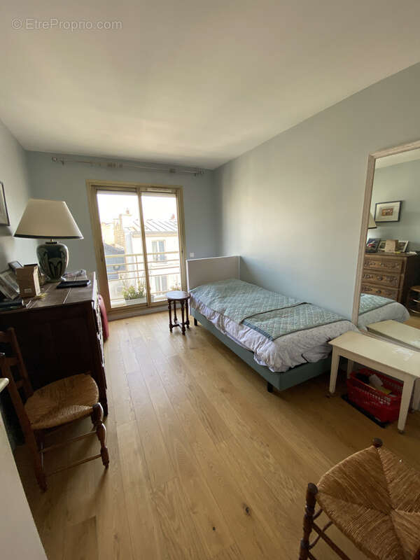 Appartement à LEVALLOIS-PERRET