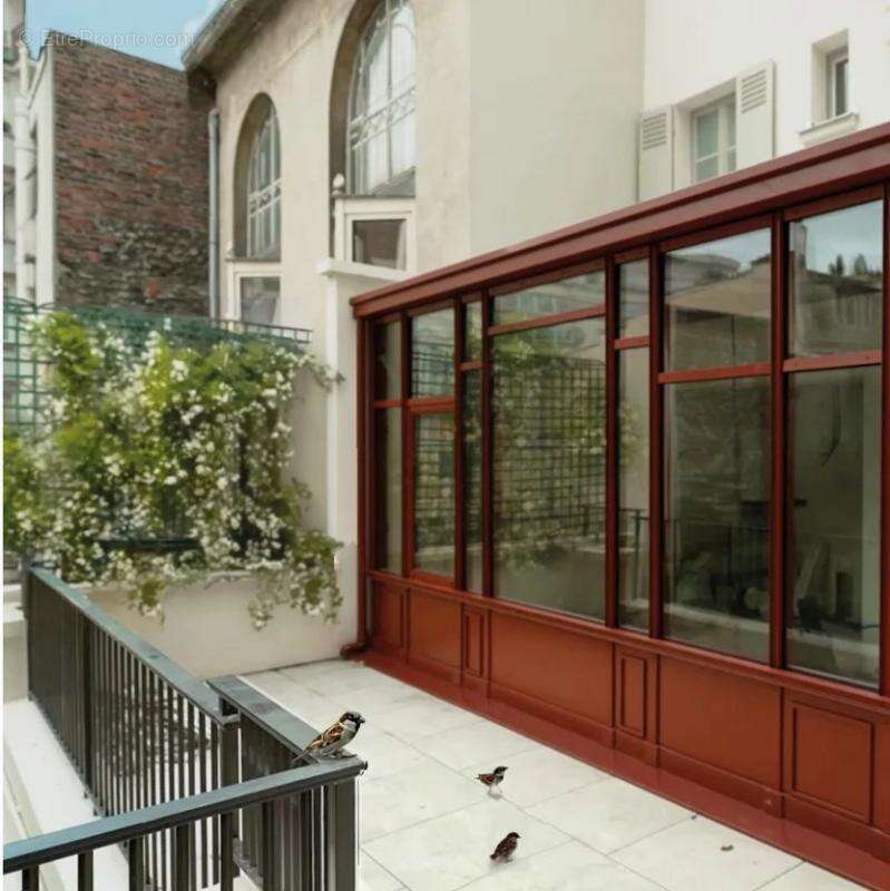 Appartement à PARIS-16E