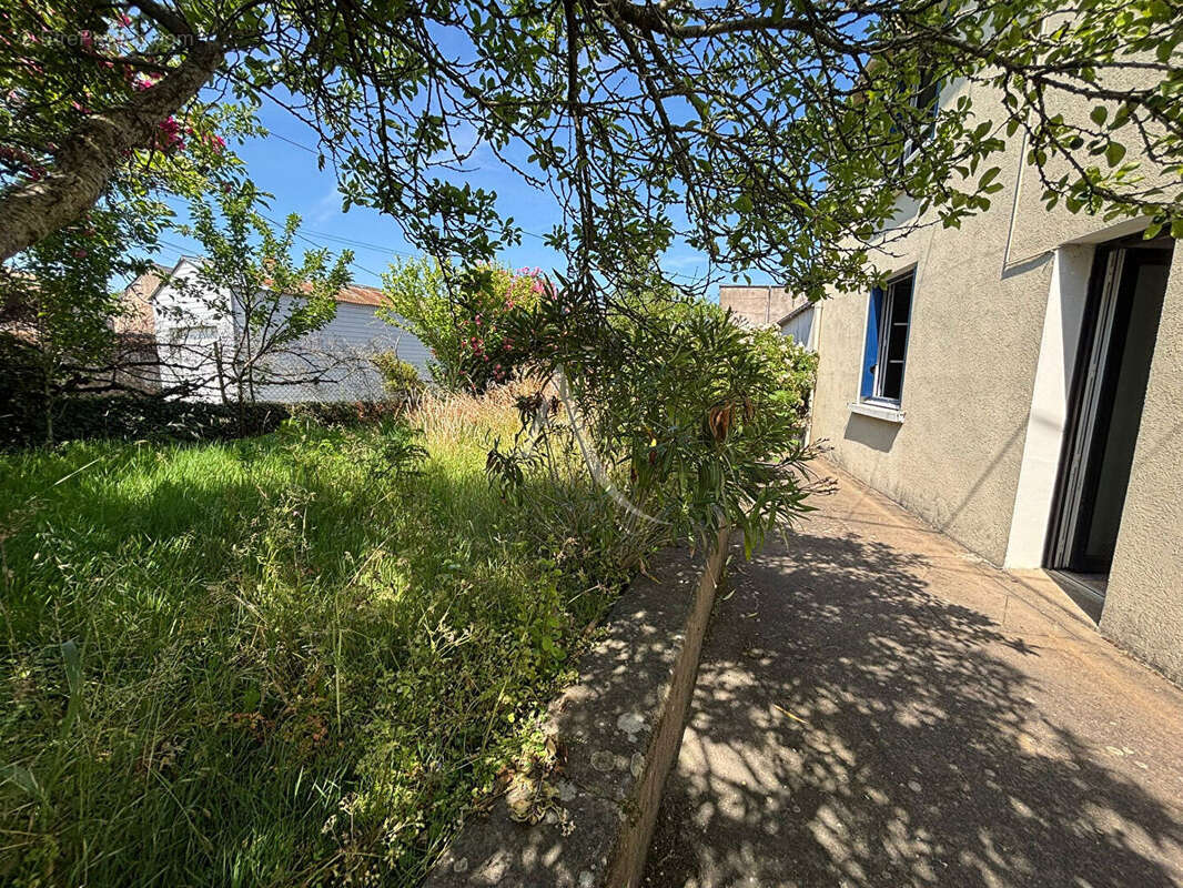 Maison CHALONNES proche centre 122 m² - photo 7