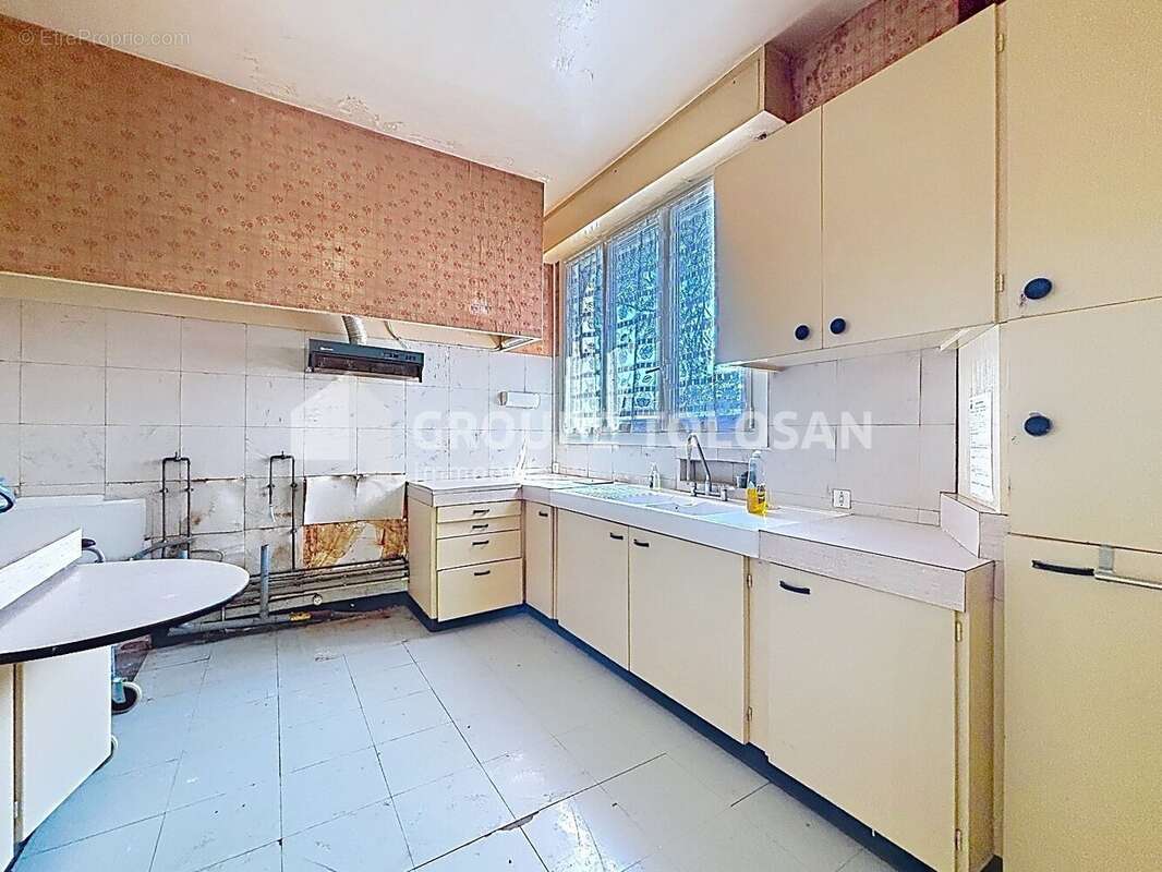 Maison 236 m² à Graulhet  - photo 11