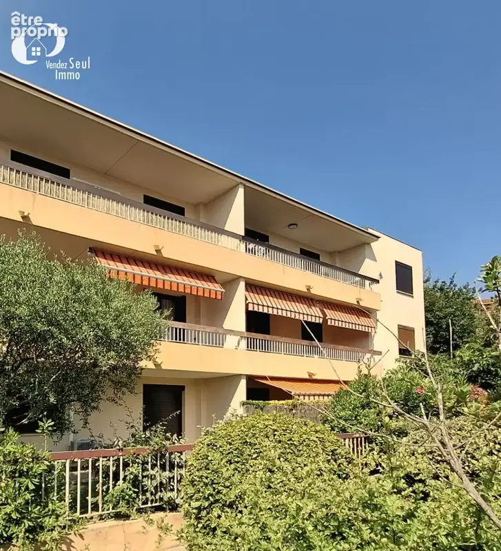 Appartement à SIX-FOURS-LES-PLAGES