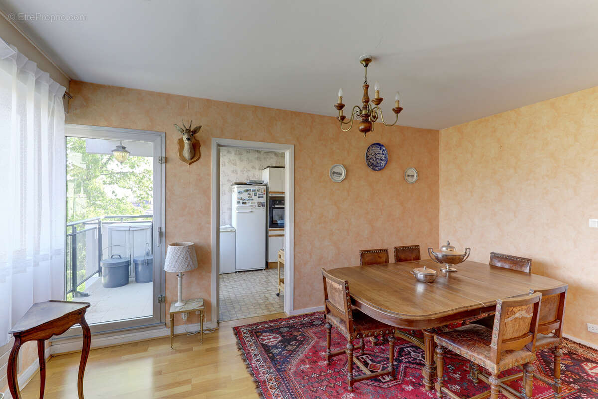 Appartement à CHAMALIERES