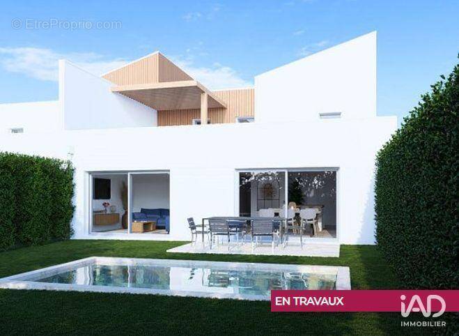 Photo 1 - Maison à ANGOULINS