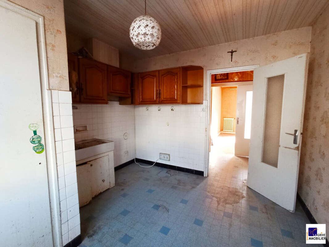 Appartement à SAINT-JEAN-DE-MAURIENNE