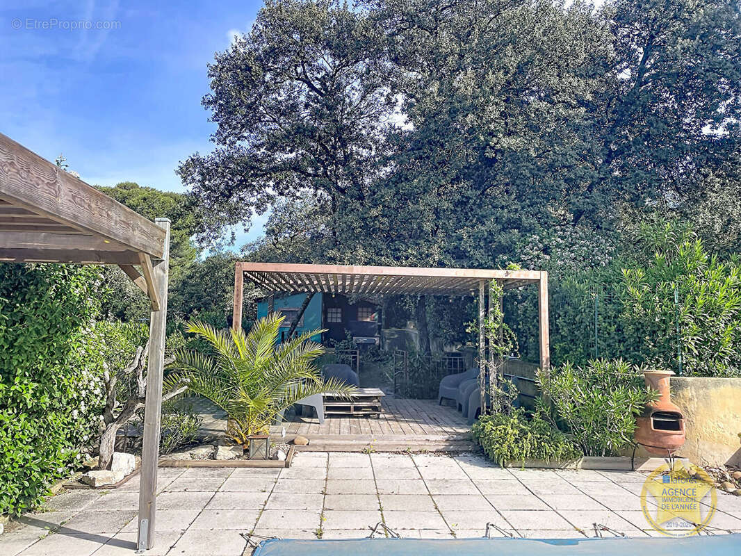 Maison à VILLENEUVE-LES-AVIGNON