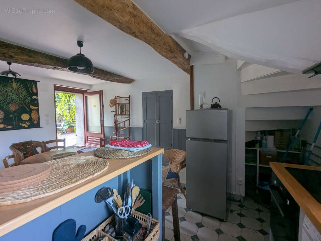 Maisons  de charme en pierre de pays 6 chambres , gite de rapport indépendant et jardin - photo 27