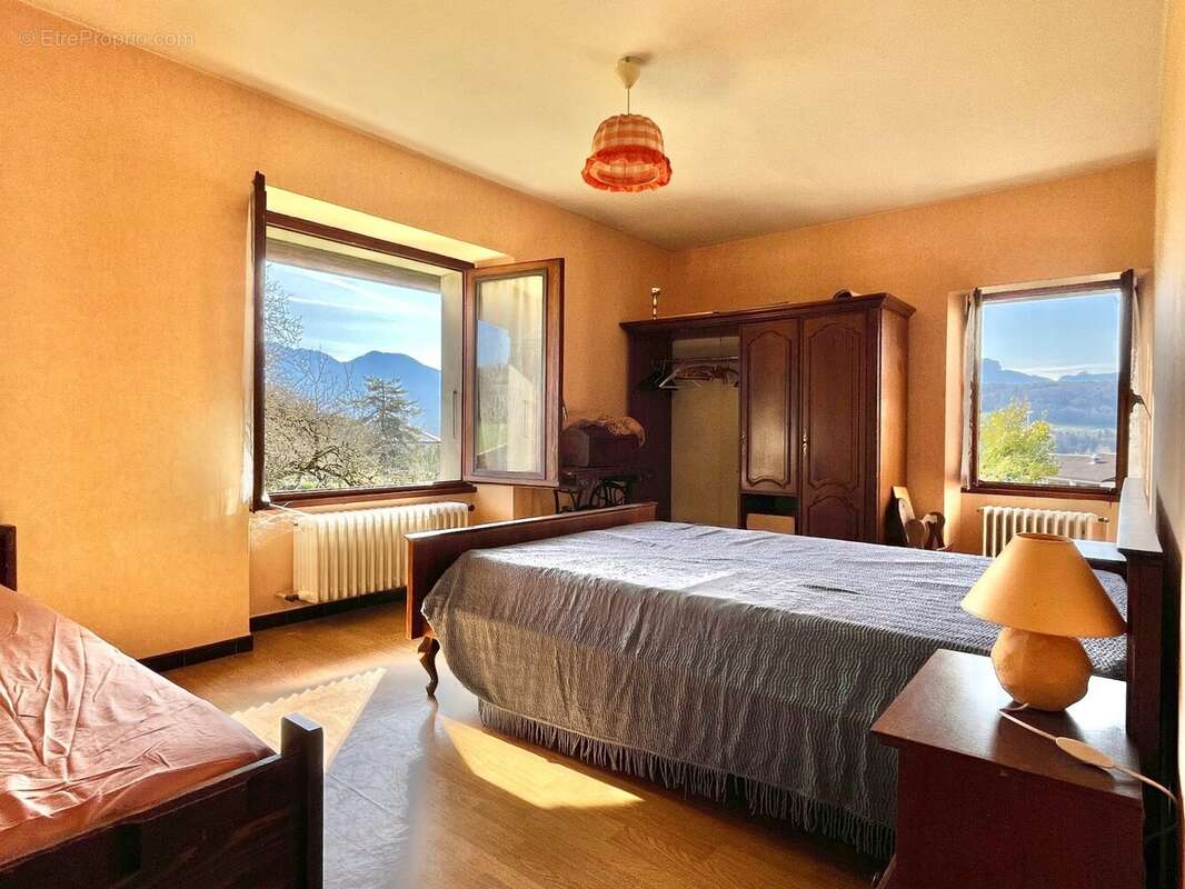 Appartement à GROISY