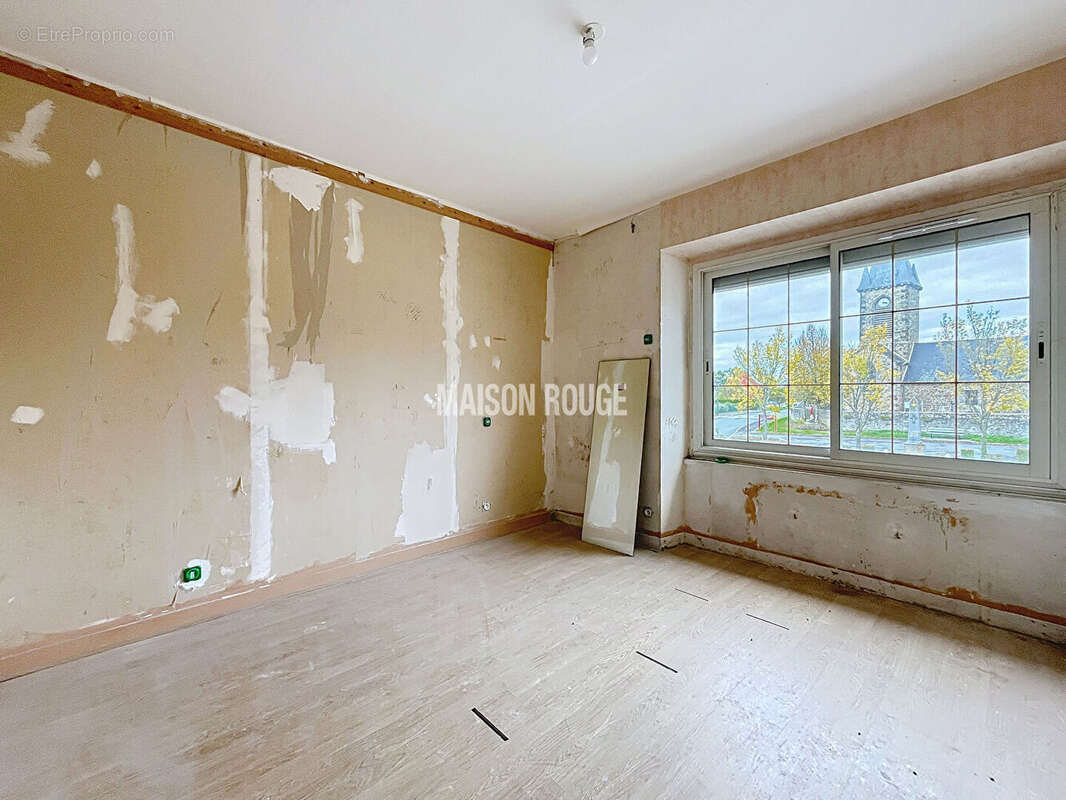 Maison en pierre avec jardin clos - Bourg de Lourmais - photo 20