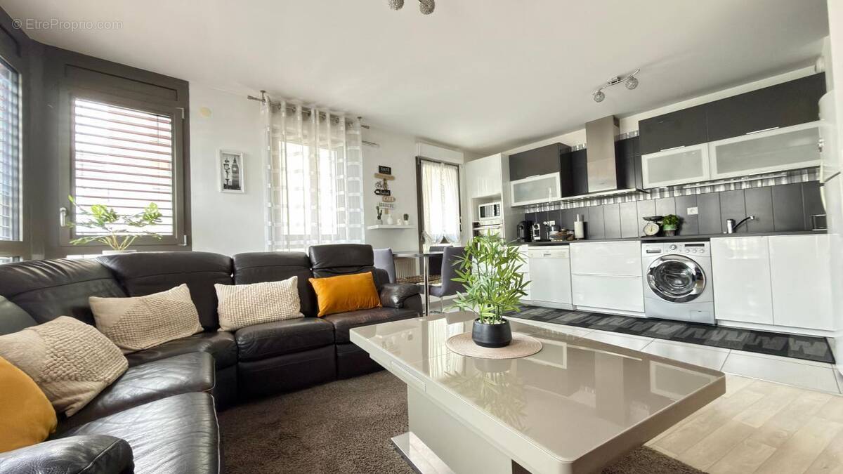 Appartement à NEUILLY-SUR-MARNE