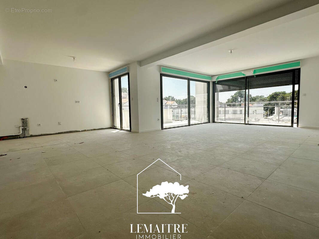 Appartement à LES MATHES