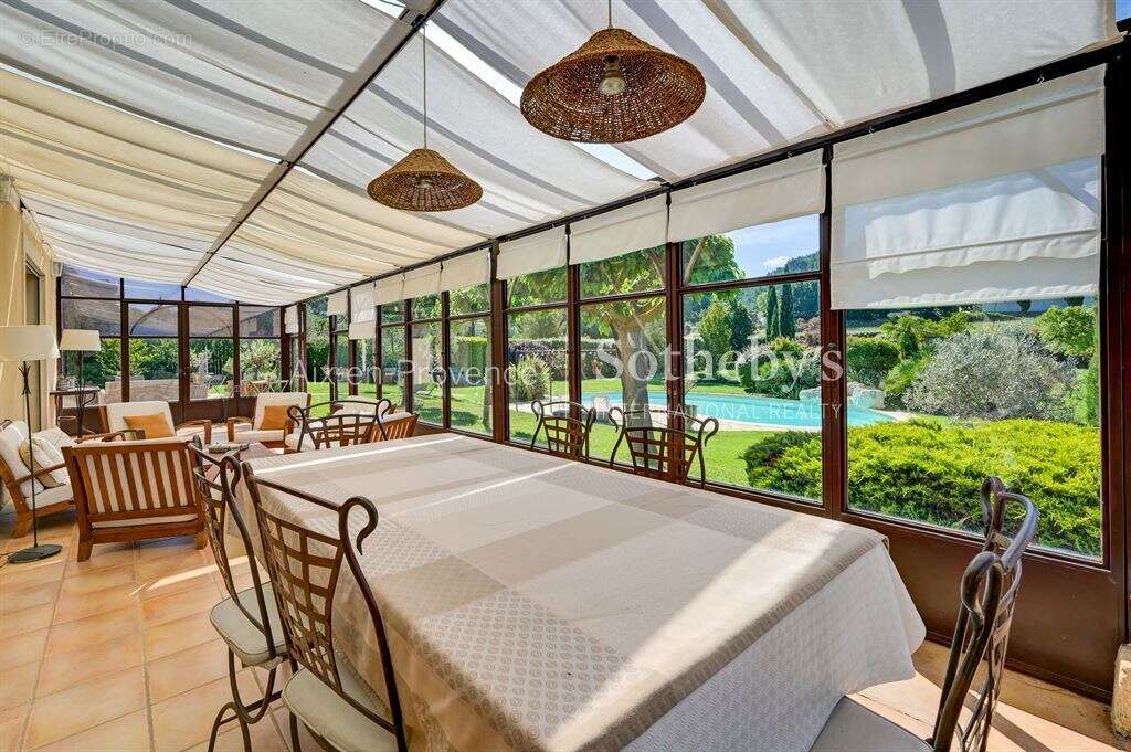 Maison à BOUC-BEL-AIR