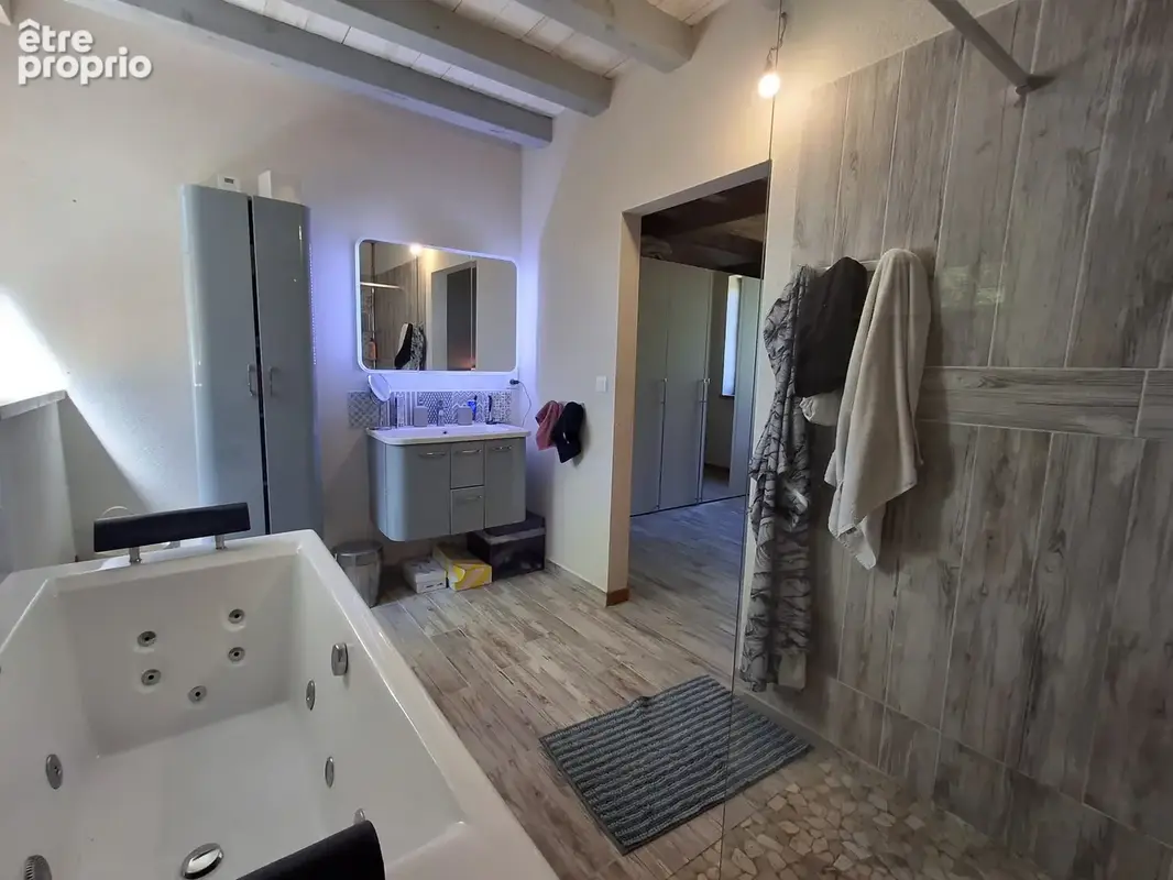 Maison 259 m² à Villereal  - photo 8