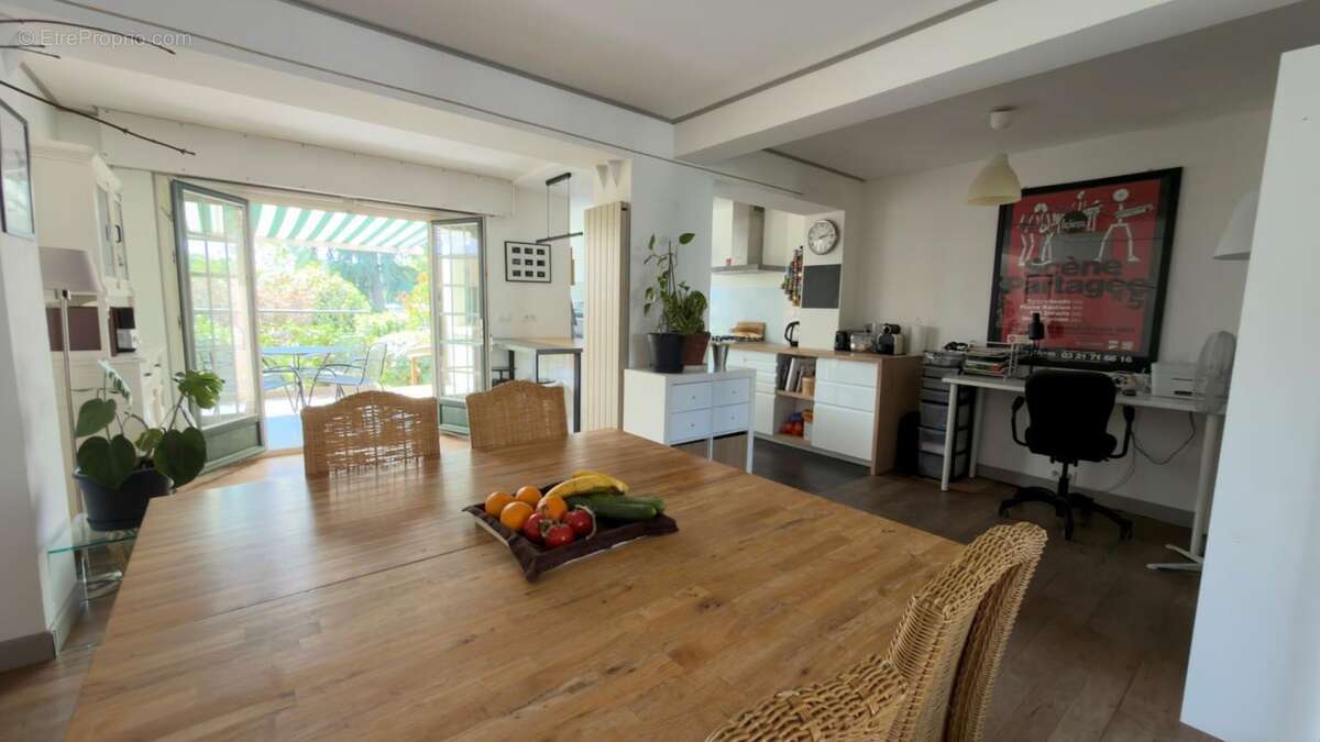 Maison de charme 4 chambres jardin garage 2 voitures - photo 3