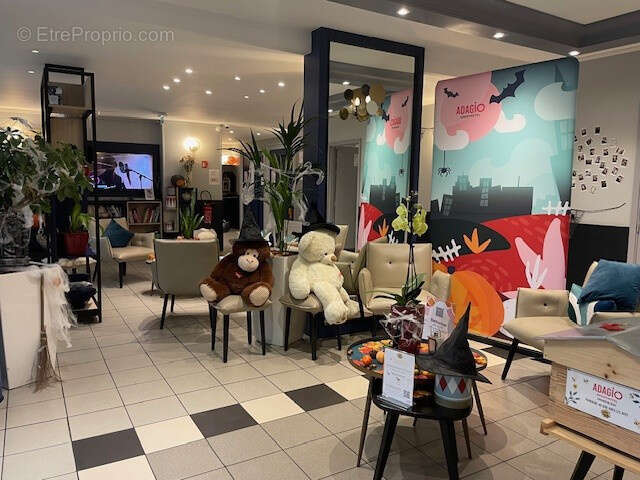 Appartement à COURBEVOIE