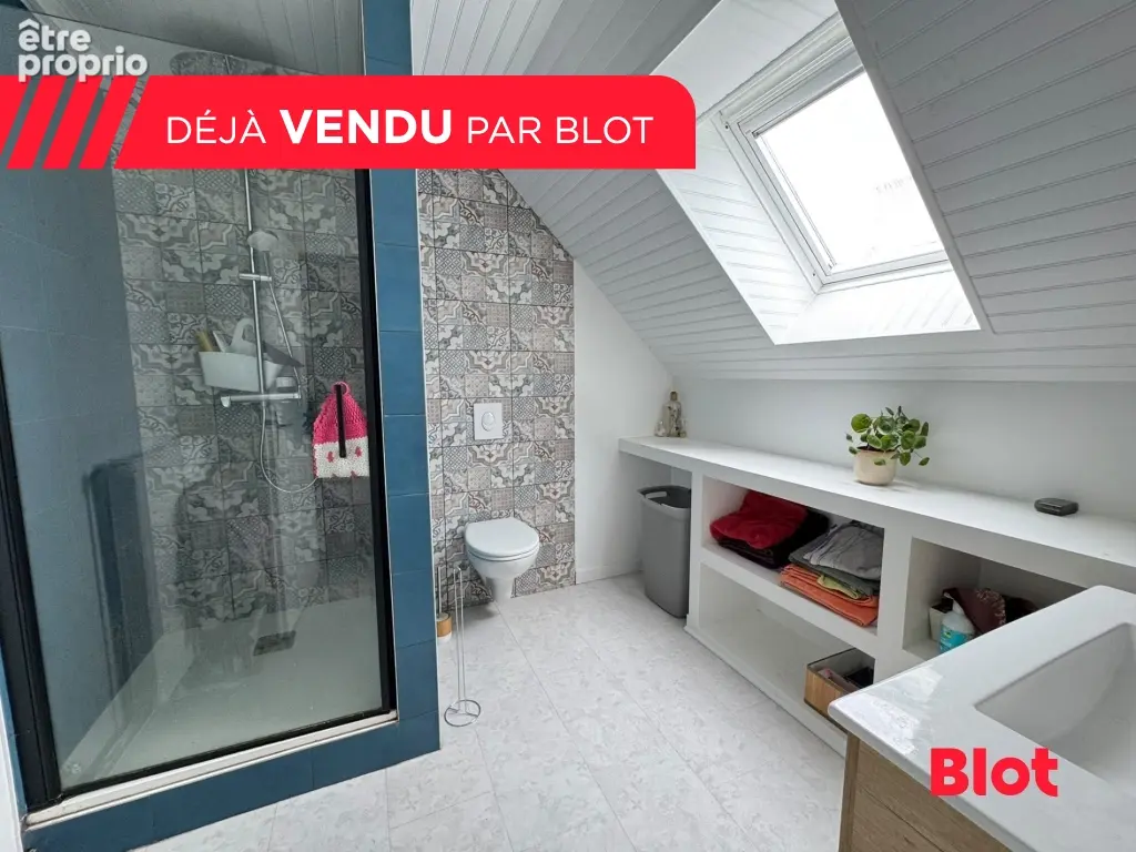 Maison 138 m² à Saint-Erblon  - photo 7