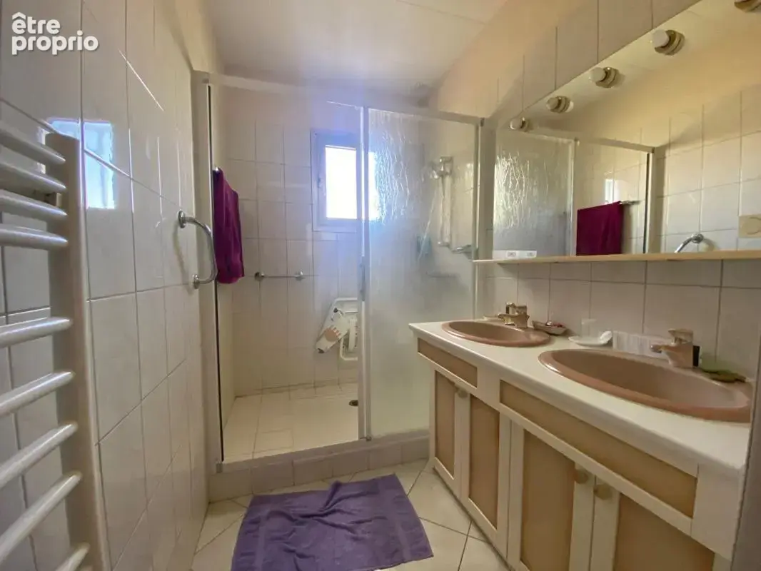 Maison plain pied - 3 chambres 44680 sainte pazanne - budget 270 400  hai - photo 10