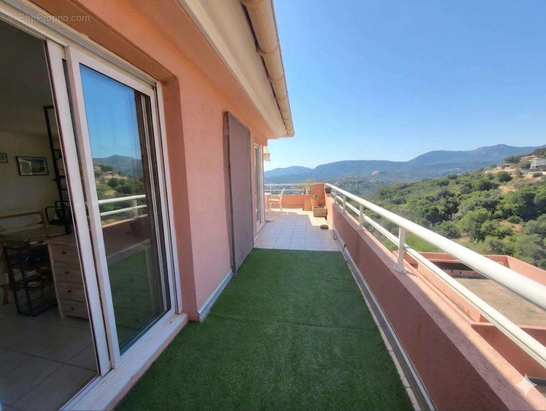 Appartement à MANDELIEU-LA-NAPOULE