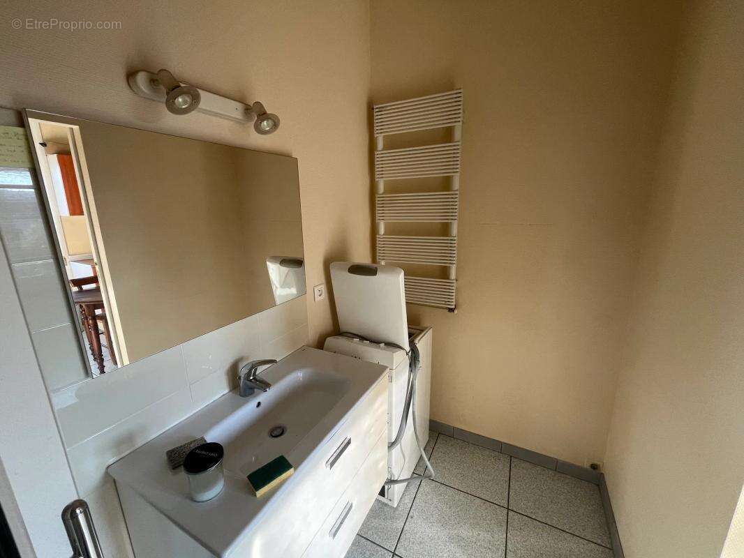 Appartement 2 pièces de 42 m² à Villeurbanne - photo 5
