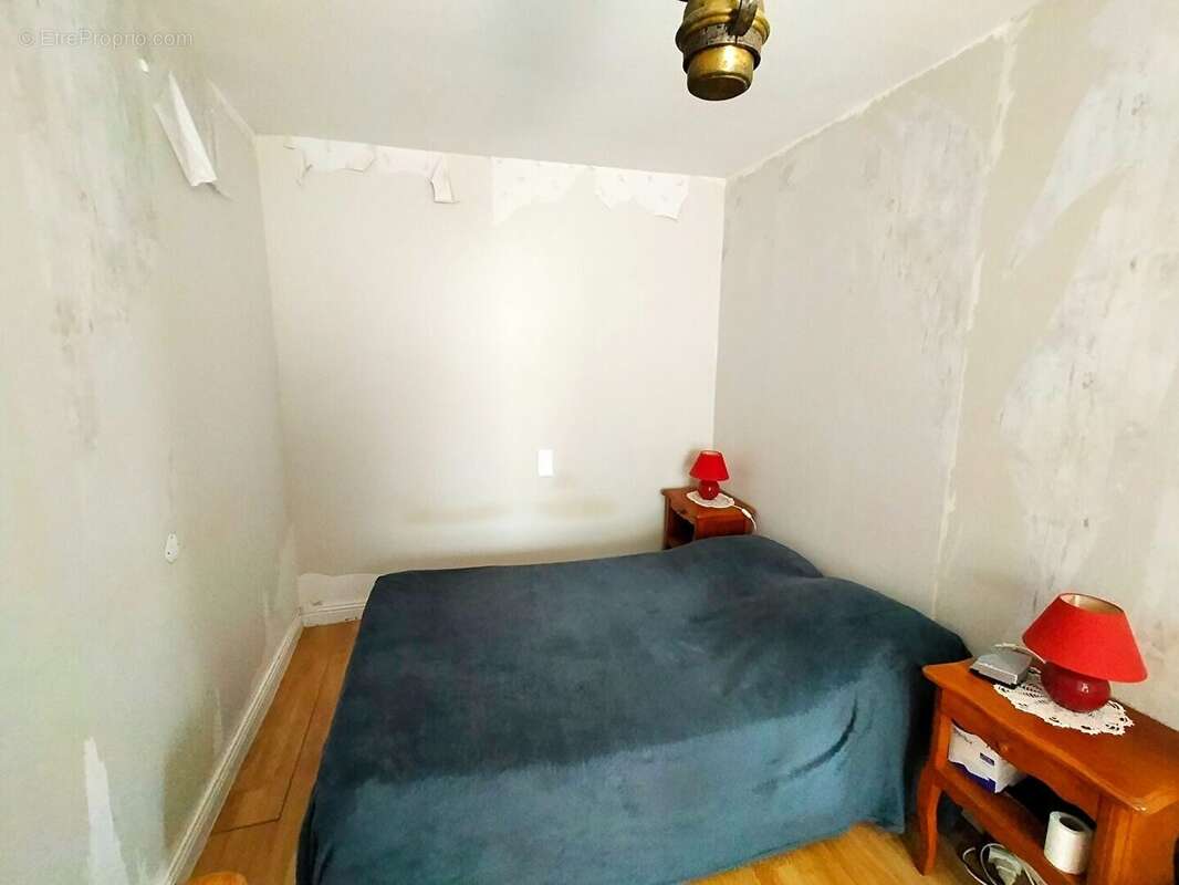 Maison à VILLAINES-LA-JUHEL