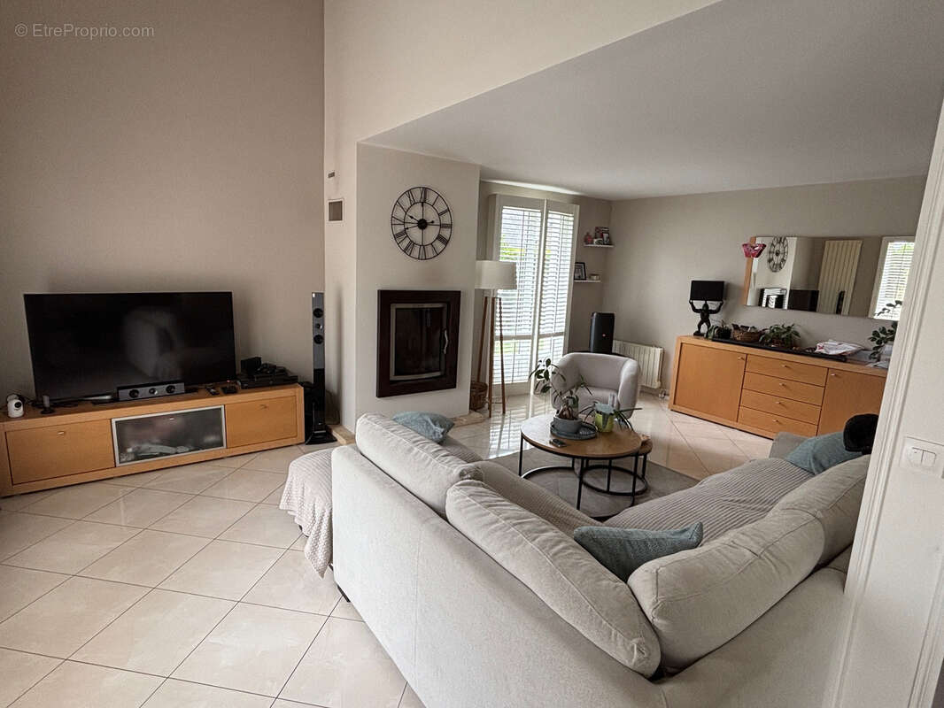 Maison à MONTLIGNON