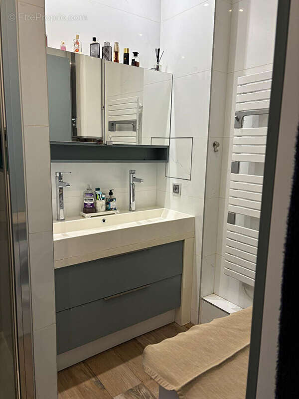 Appartement à SURESNES