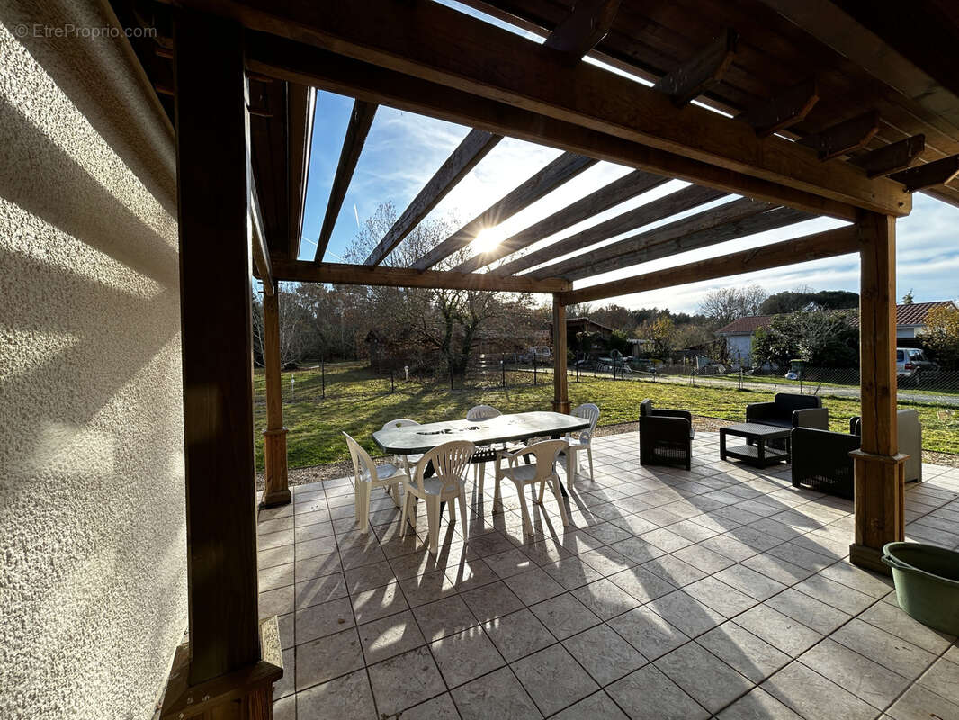 Maison à BELIN-BELIET