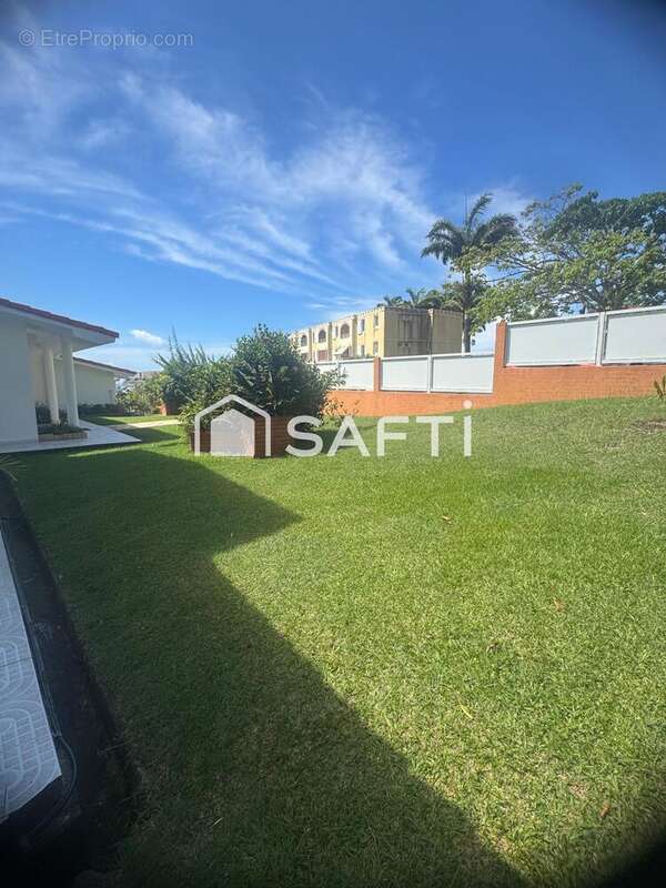 Photo 2 - Maison à SCHOELCHER