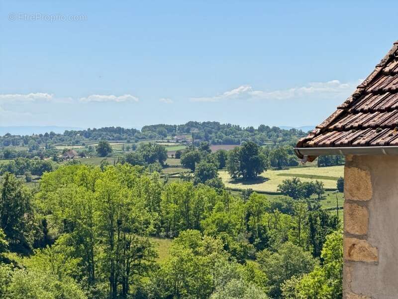 Maison à LA CLAYETTE